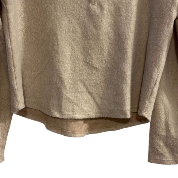 Socialite Women's Beige V-Neck Long Sleeve Blouse Size S Casual Top - Picture 3 of 12